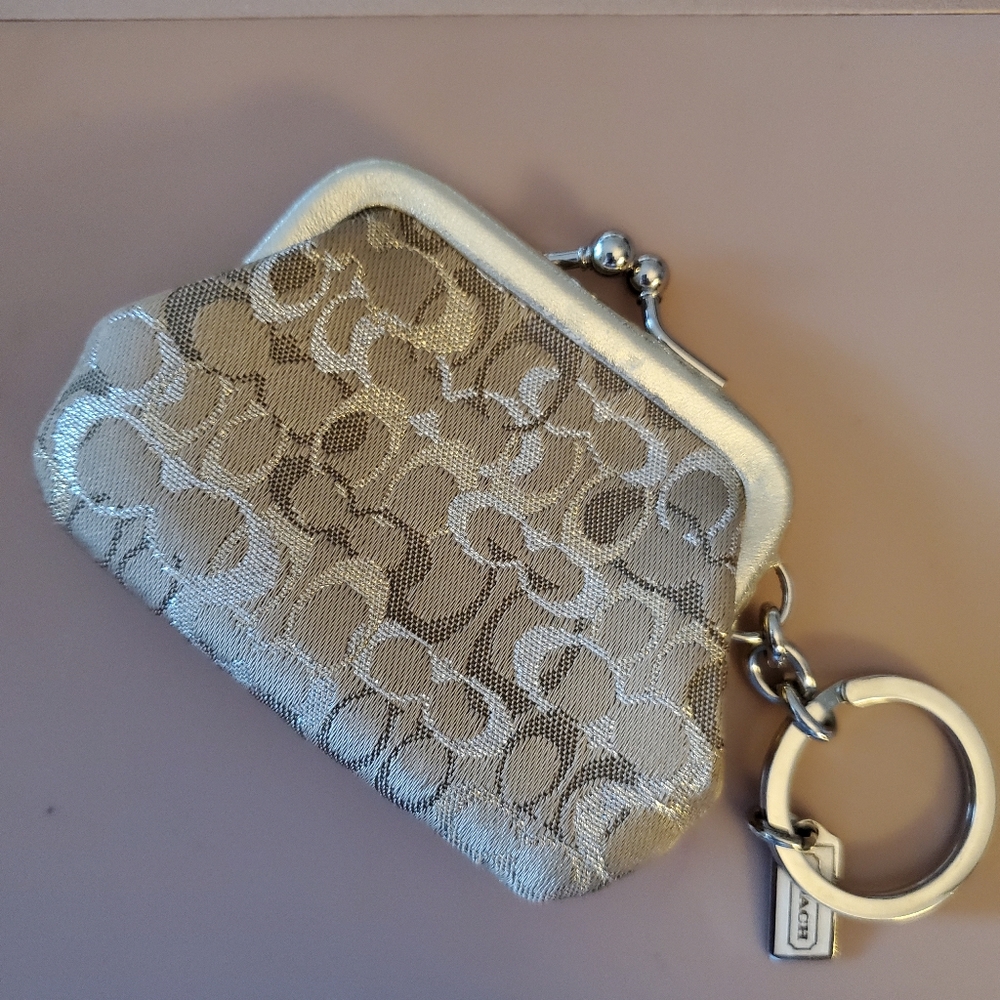 COACH METALLIC OPTIC GOLD COIN KEYCHAIN PURSE